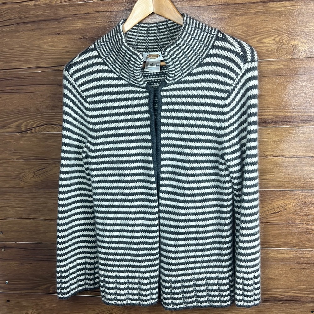 Talbots wool angora rabbit hair blended women’s cozy soft cardigan size medium